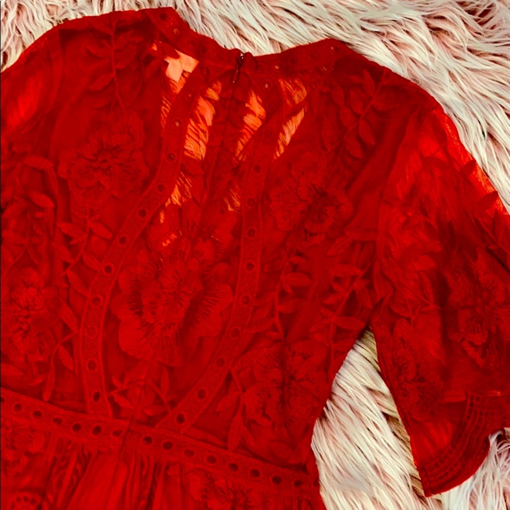 Honey Pinch Red Lace Romper - Picture 7 of 9